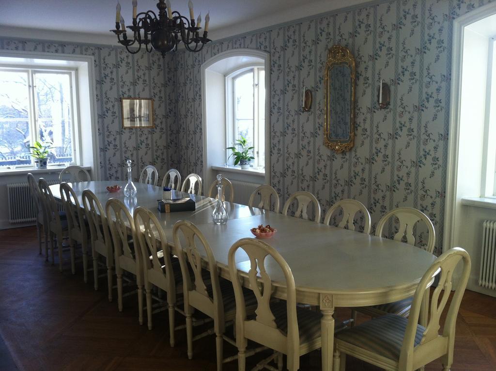 Bellevue Bed & Breakfast 2*